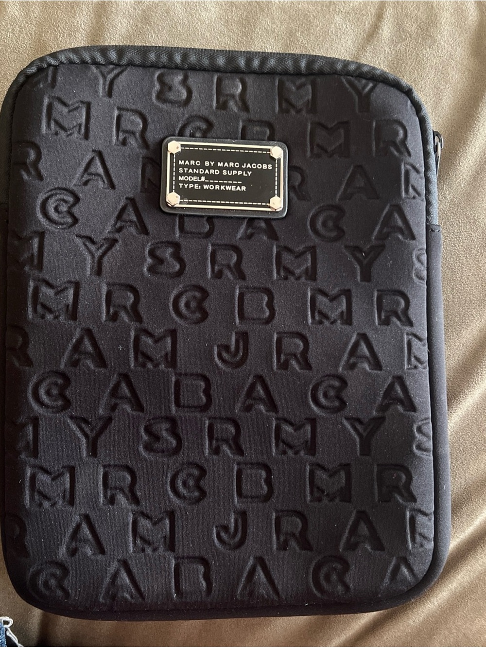Marc by Marc Jacobs Dreamy Logo Neoprene Tablet Case Zippered Black IPAD